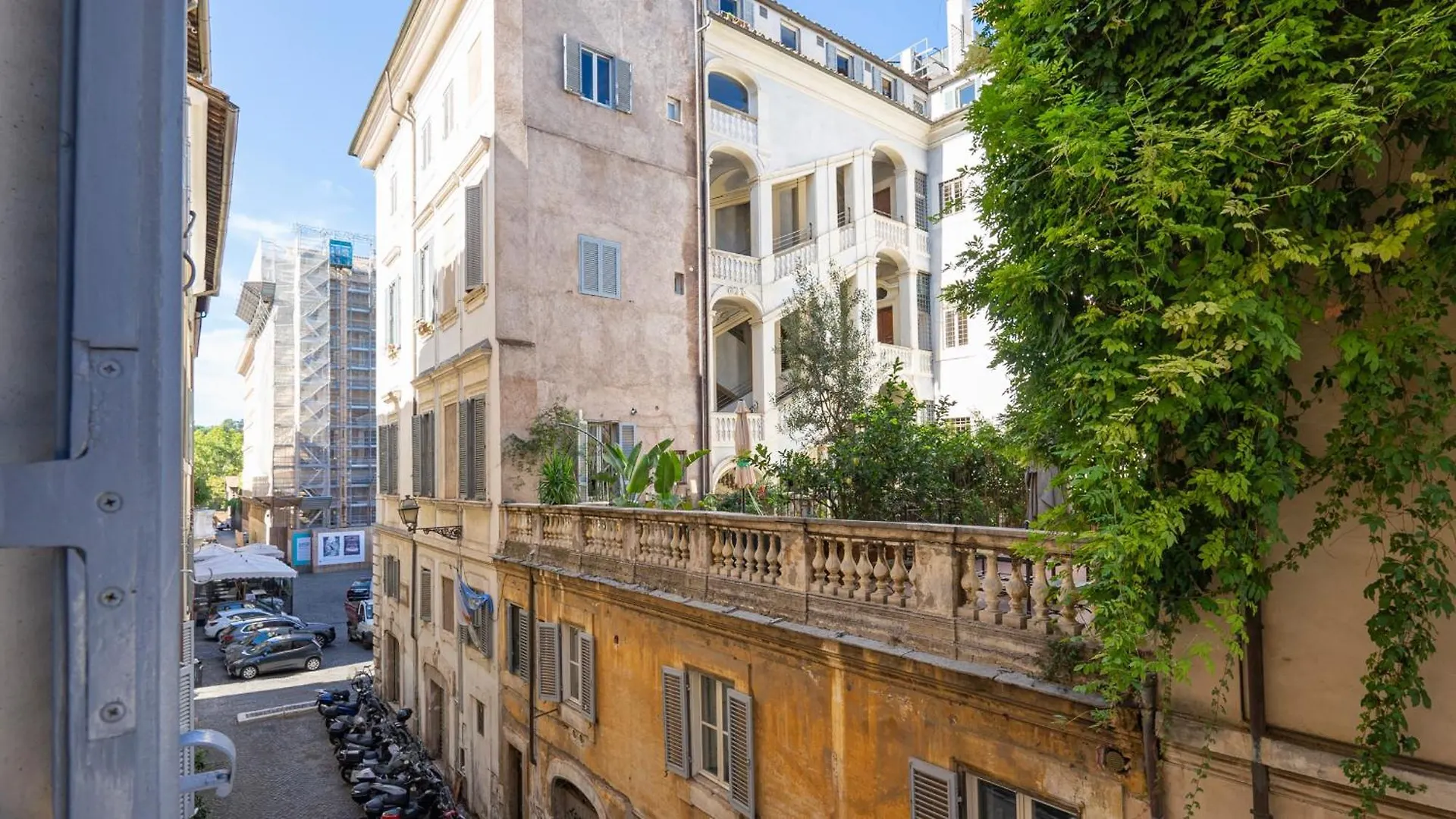 Campo De' Fiori Pinky House Apartment Rome