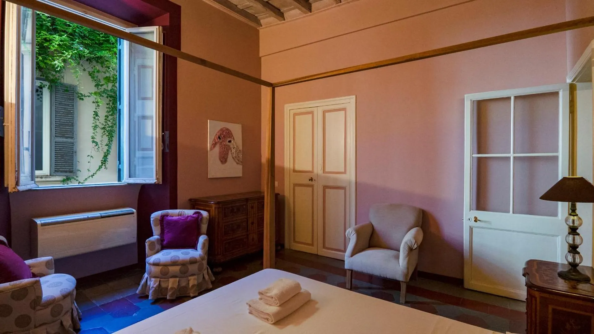 Campo De' Fiori Pinky House Apartment Rome